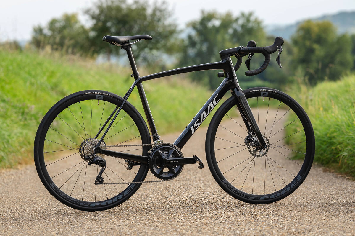 Isaac Vitron Onyx Black